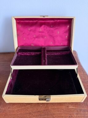 Vintage Farrington Jewelry Box